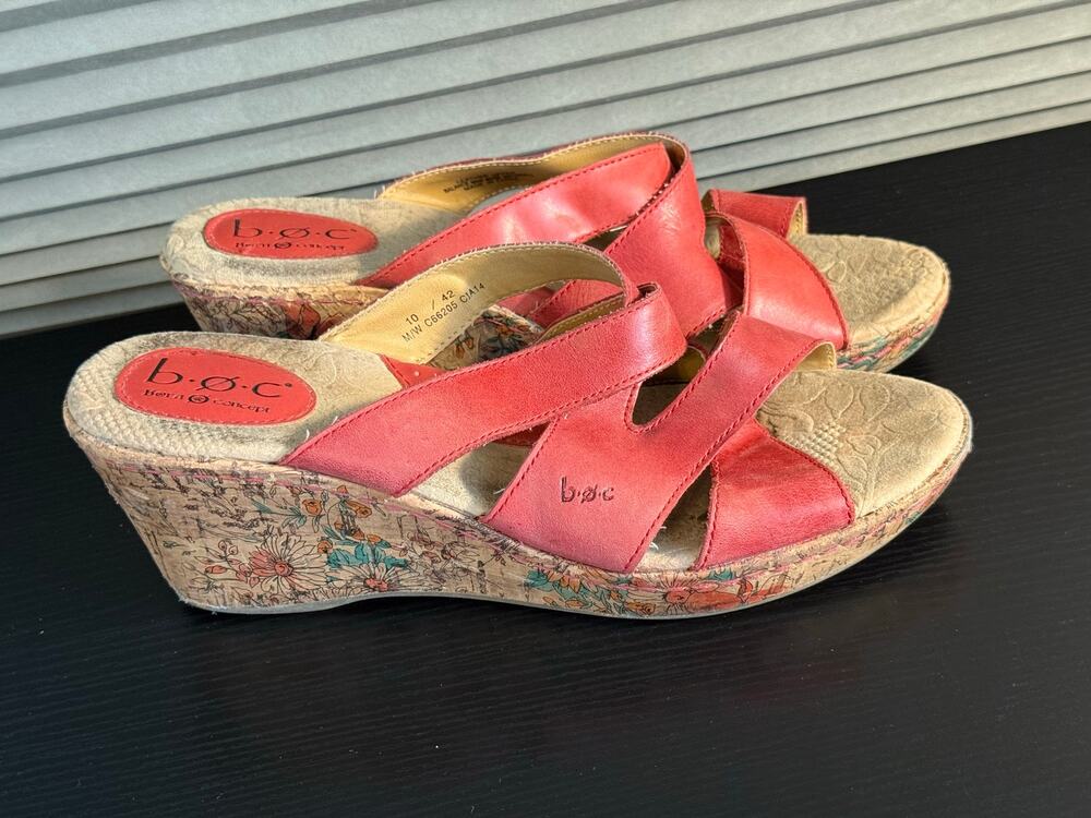 BOC Born Concept Red Leather Wedge Sandals Women’s Size 10 Floral Cork Comfort